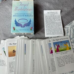 Gnomes new,Este Lauder make up bag vintage hair crimper,Angel cards,Miss Kitty